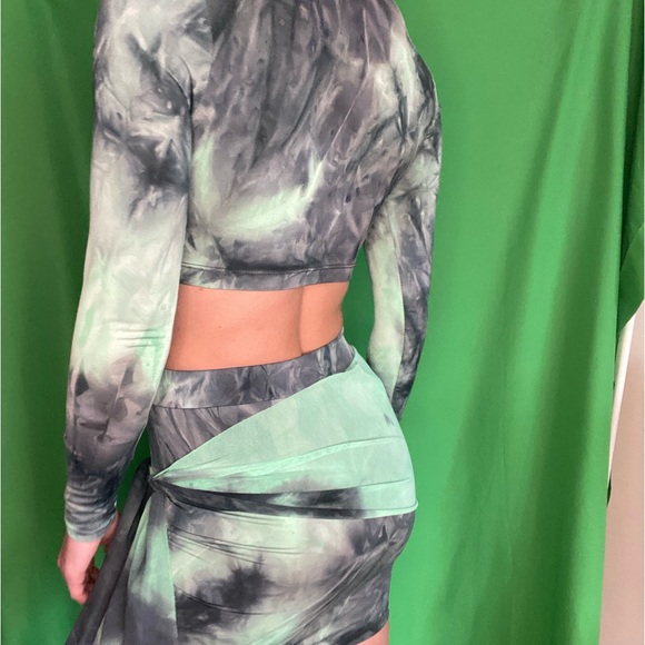 Crop top and skirt. Unique color and sewing - Picture 3 of 7